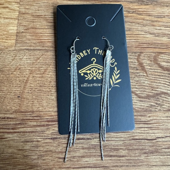 Silver long chain earrings - Picture 1 of 2